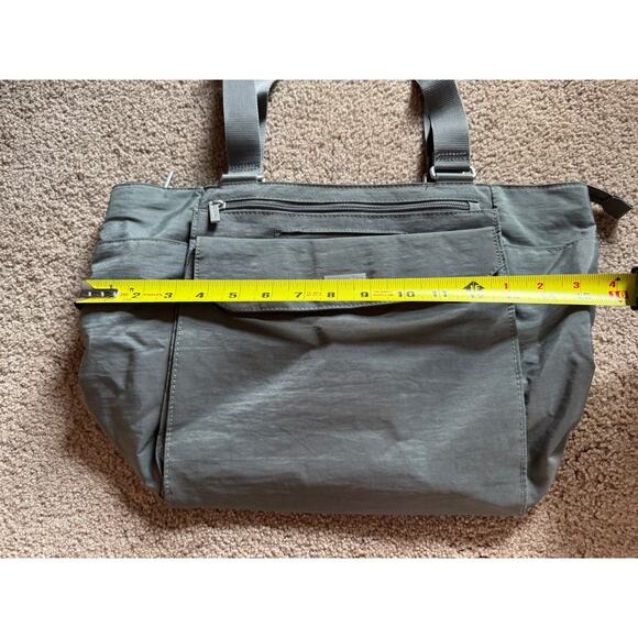 Baggallini Tote Bag Shoulder Bag Purse Gray Lightweight Travel Nylon Minimalist - Picture 3 of 5